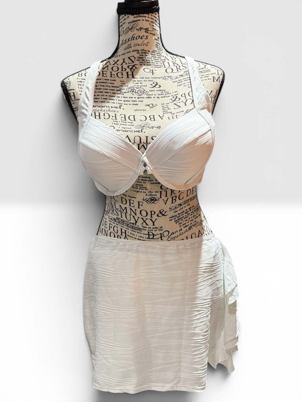 NWT Cupshe White Textured Swim Set with Cover Skirt – Size XL